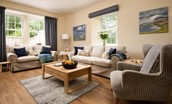 The Coach House, Kingston - sitting room with ample seating
