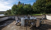 Roundhill Coach House - outside dining with stunning views over the reservoir
