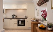 Eildon View - modern shaker style kitchen
