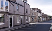 House of York One - two Victorian cottages located in the centre of York, ideal for groups and large family holidays