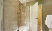 Pirnie Cottage - bathroom with large walk-in shower