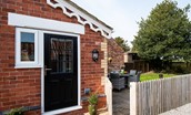 Royland Cottage - the fully enclosed rear garden